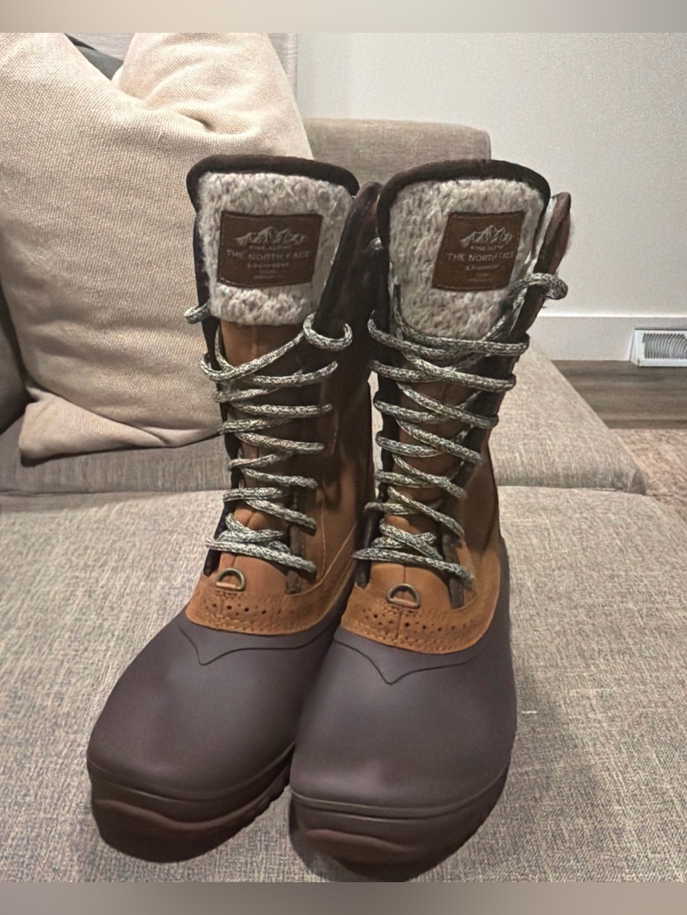 The North Face Shellista III Mid WinterBoots - Women's Size 7.5 - Picture 4 of 11